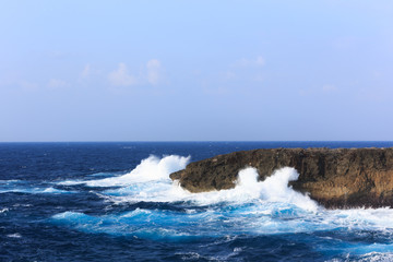 Naklejka premium 日本の最南端、沖縄県波照間島・最南端の地