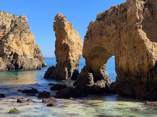Fototapeta na wymiar Rocks on the Portuguese coastline