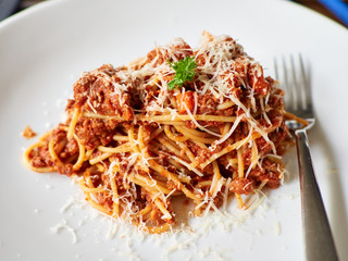 A spaghetti in tomato sauce