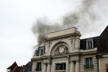 Fototapeta na wymiar Auxerre - Incendie
