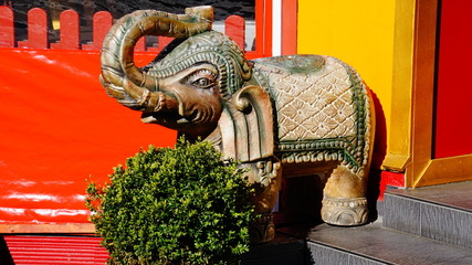 elefanten statur © Bernd Eglinski