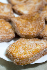 I cooked French toast. They are also called torrijas in Spain