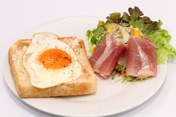 朝食