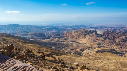 Blick über Petra Gebirge (Jordanien)