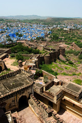 Fototapeta na wymiar Jodhpur, view of blue city and Meharangarh fort