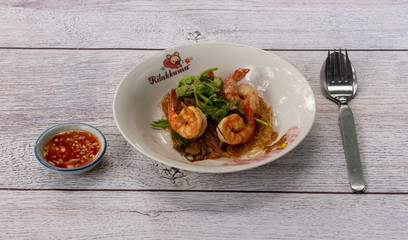 Thai Vermicelli with Prawns 