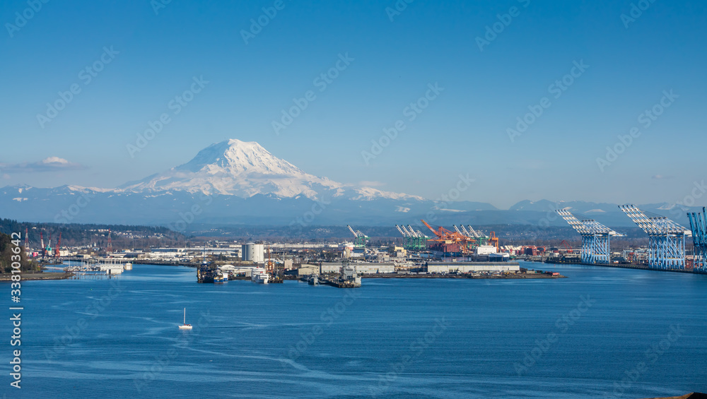 Wall mural Harbor And Mountain 9