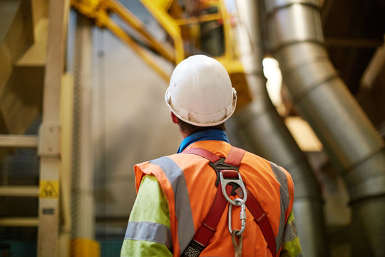 Travailleur en usine industriel