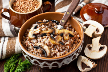 Buckwheat porridge with mushrooms - healthy eating