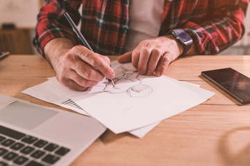 Naklejka premium Illustrator freehand sketching motorcycle rider with pencil