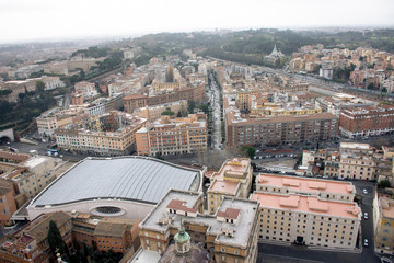 vista ciudad de roma desde las alturas en día de invierno