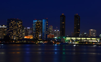 At night Downtown San Diego the eighth largest city in the United States, downtown San Diego serves as the cultural, financial center and central business. - obrazy, fototapety, plakaty