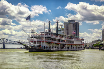 Mississipi River Steamboat in New Orleans - obrazy, fototapety, plakaty