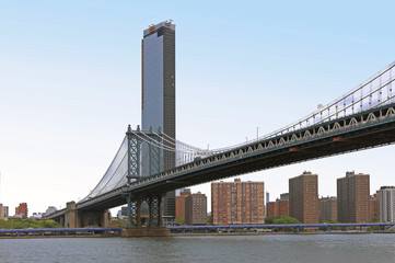 Manhattan bridge and skyline