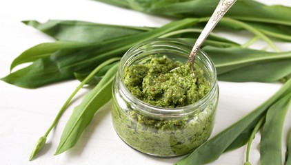 pesto of wild garlic with sunflower seeds