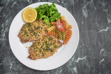 豚ロース肉のハーブパン粉焼き