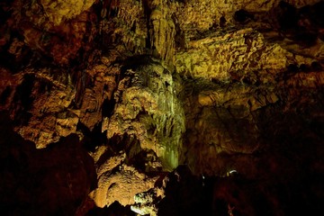 Naklejka premium 秋芳洞内で見た鍾乳石が創る不気味な情景＠山口