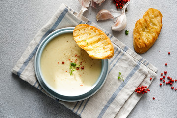 garlic creamy french soup,  Aïgo Bouido