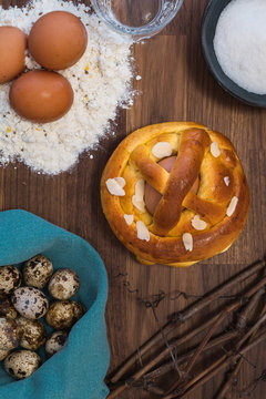 Traditional Portuguese Easter cake, Folar da P&aacute;scoa