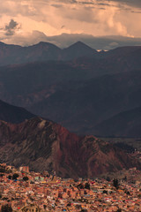 Fototapeta premium vivienda en altura y pendiente 