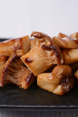 エリンギのバター醤油炒め