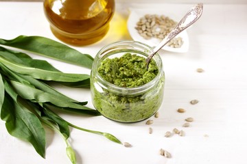 pasta sauce of wild garlic with sunflower seeds