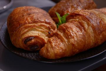 croissant-chocolatine