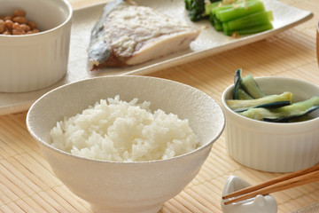 和朝食　ブリの塩こうじ焼き