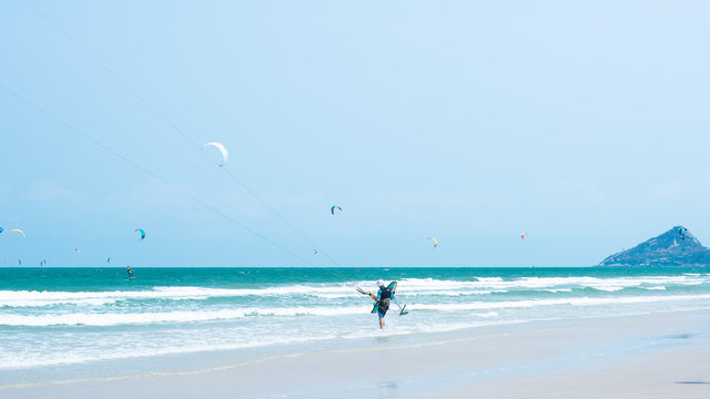 Kitesurfing Thailand Hua hin on a Sunny day