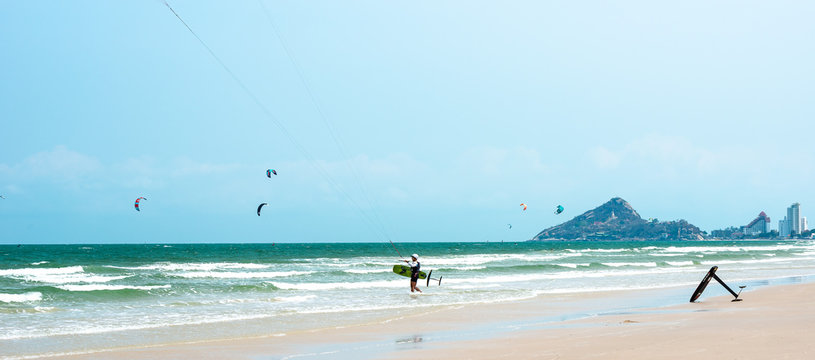 Kitesurfing Thailand Hua hin on a Sunny day
