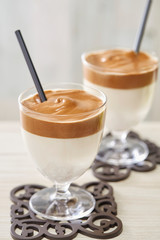 タルゴナコーヒー　Dalgona Coffee