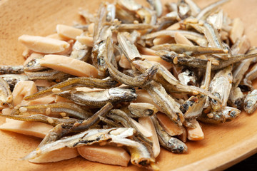 アーモンドフィッシュ