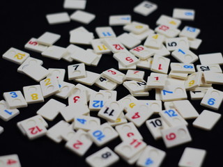 Learn to educate to teach numbers game practice colors