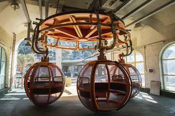 Fototapeta na wymiar Cable car mechanism, cable cars in form of balls in Haifa