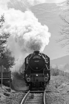 Jacobite Harry Potter Steam Train, Glenfinnan, Scotland