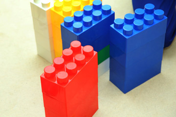 Obraz premium block pieces can be assembled and connected in many ways, to construct objects vehicles, and buildings. Anything constructed can then be taken apart again, and the pieces used to make other object.