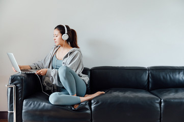 Obraz premium young asian beauty woman use laptop at home