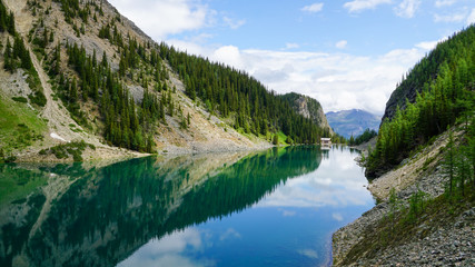 Fototapeta na wymiar Lake Agnes beim Lake Louise - Banff Nationalpark Kanada