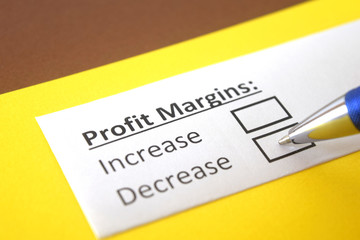 Obraz premium One person is answering question about profit margins.