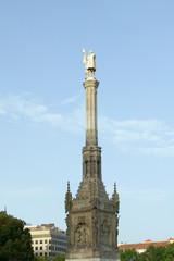 Fototapeta na wymiar Statue of Christopher Columbus in Madrid, Spain