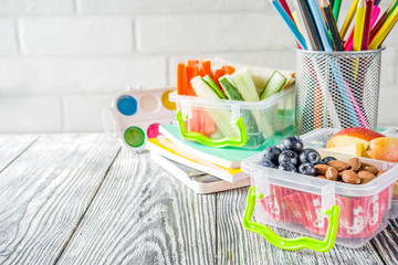 Healthy school lunch box