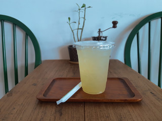 I have test a new lemon soda honey and I have  shoot photo it
