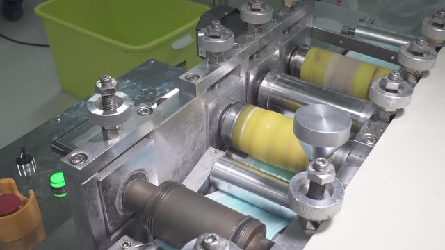 Usine de masque en chine pendant le coronavirus