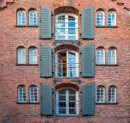 Fototapeta na wymiar Alte Backstein Fassade in der Speicherstadt Hamburg
