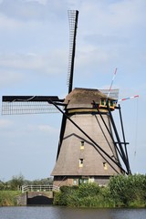 Windmill at Kinderdijk.
Kinderdijk is a village in the municipality of Molenlanden, in the province of South Holland, Netherlands.
