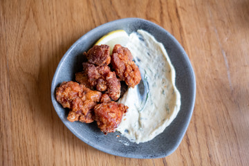 Fried boneless chicken - Mayo aioli with dill