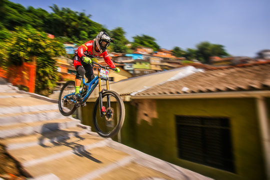 escadas, santos,bike, bicicleta, mtb, atleta, dh, dhi, downhill