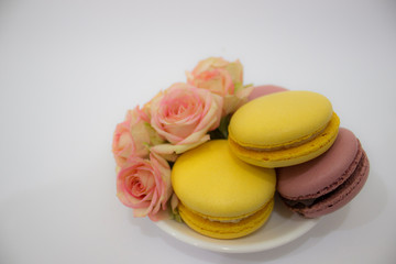 
Cake macaroons with pink flowers