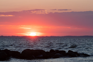 romantischer Sonnenuntergang am Meer, See Bestattung,, Trauerkarten