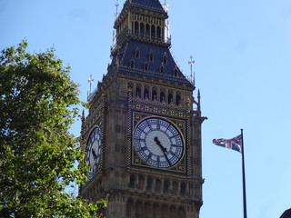 Obraz na płótnie Canvas big ben london and uk flag